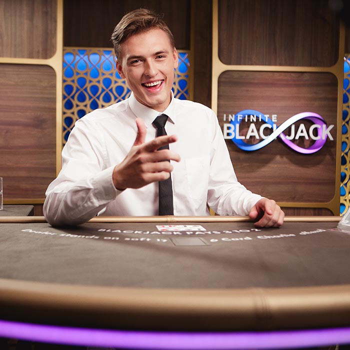 King Johnnie Casino: Infinite Blackjack Evolution Gaming